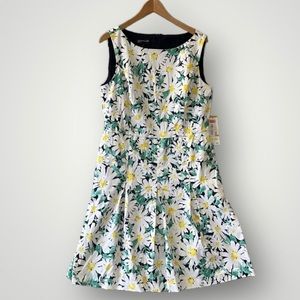 NWT!!! Jones New York dress really pretty